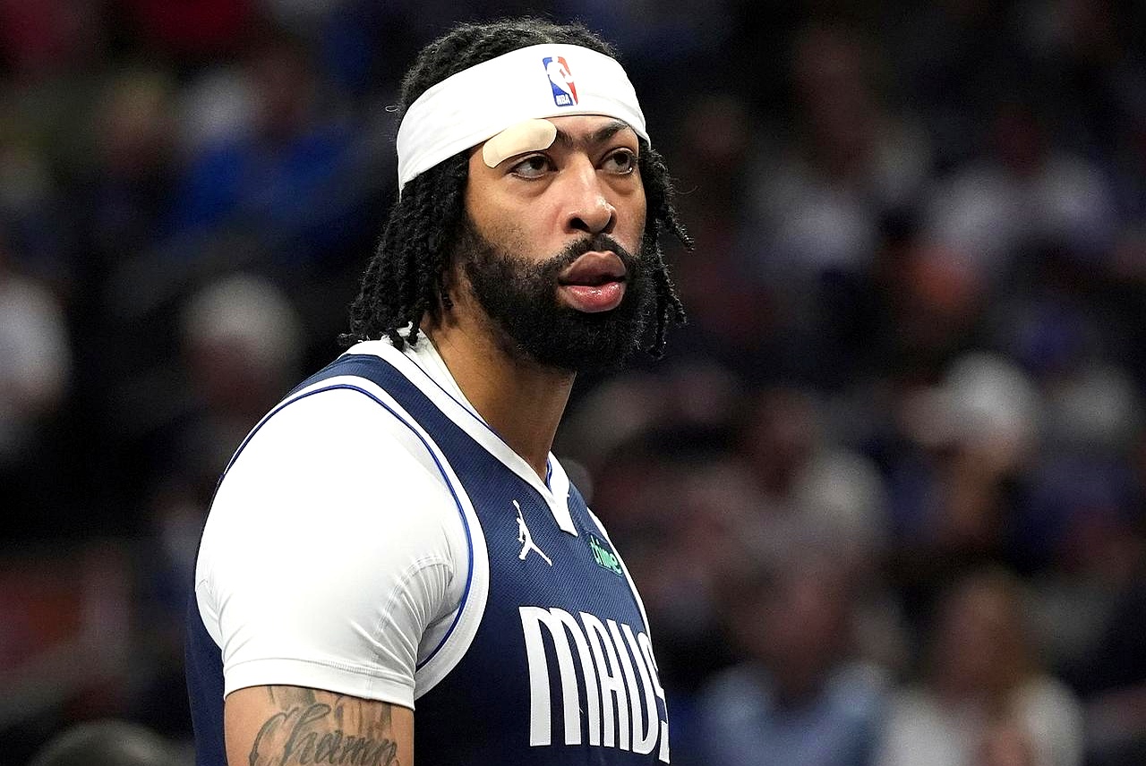 开云网页版登录关于浓眉哥爆冷击败MAD，回归赛场引爆全场！的信息